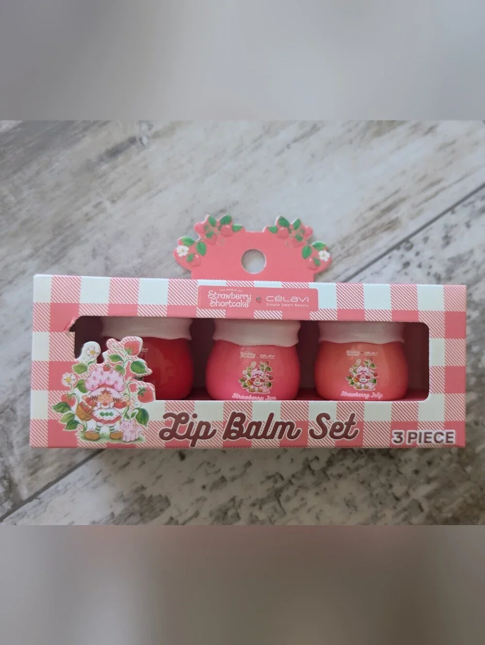 STRAWBERRY SHORTCAKE Pink Lip Balm Set